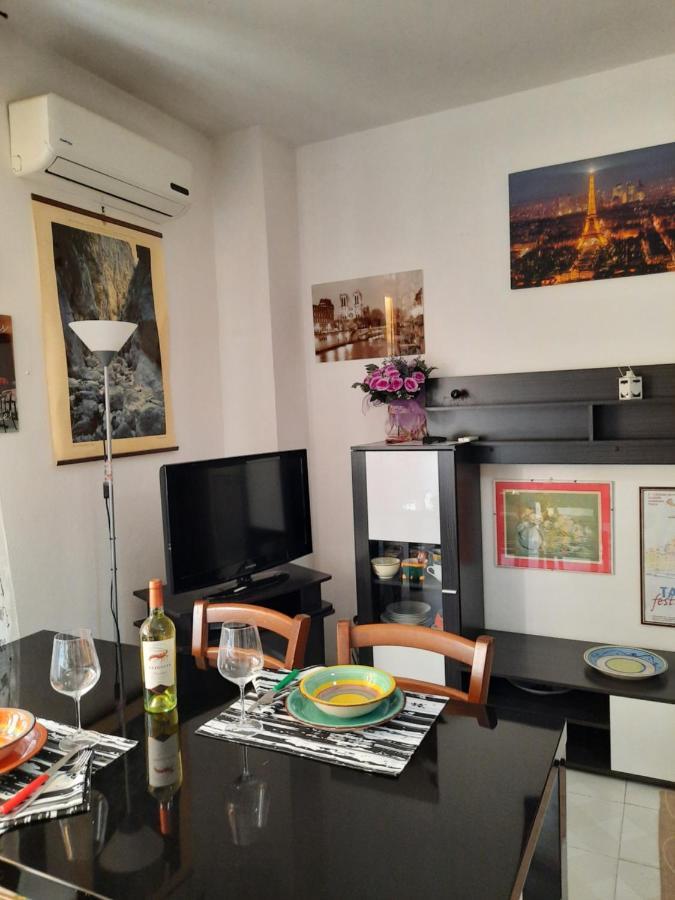 アルゲーロLa Casa Di Carmenアパートメント エクステリア 写真